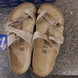 Birkenstock Mayari can